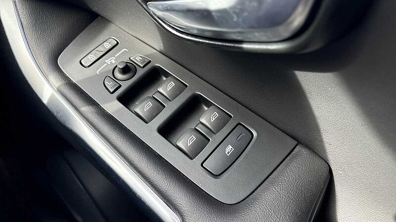 Volvo V40 T3 R-Design Pro Manual