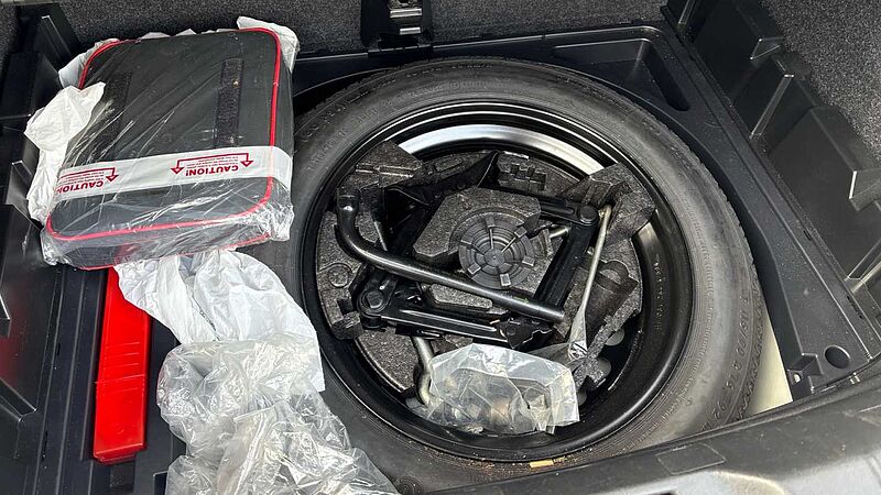 Volvo V40 T3 R-Design Pro Manual