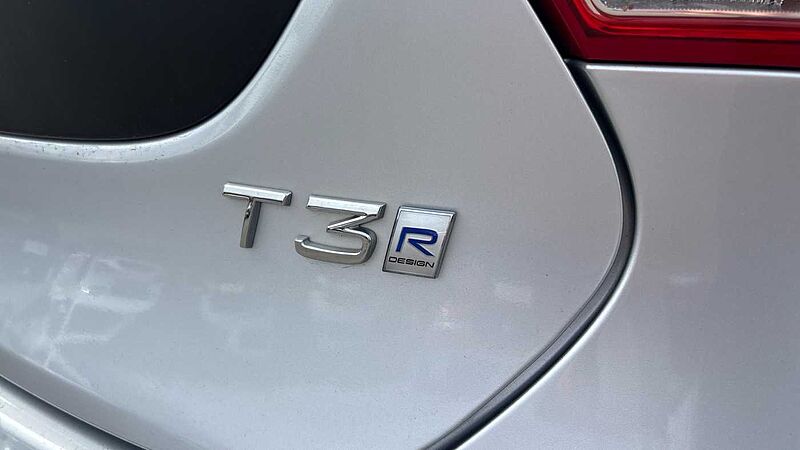 Volvo V40 T3 R-Design Pro Manual