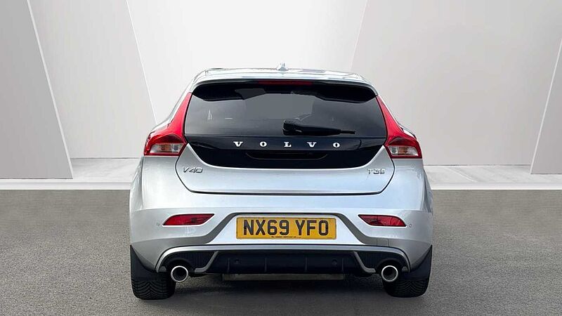 Volvo V40 T3 R-Design Pro Manual