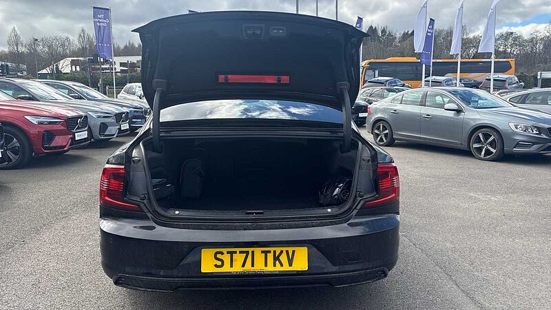 Volvo S90 Recharge R-Design, T8 AWD plug-in hybrid