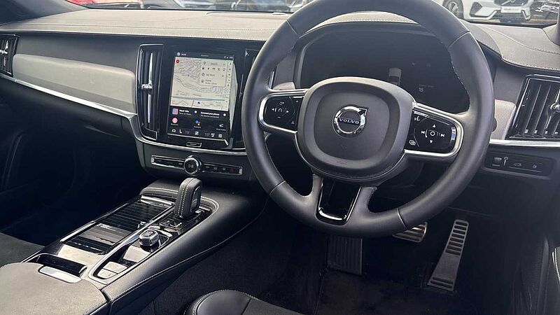 Volvo S90 Recharge R-Design, T8 AWD plug-in hybrid