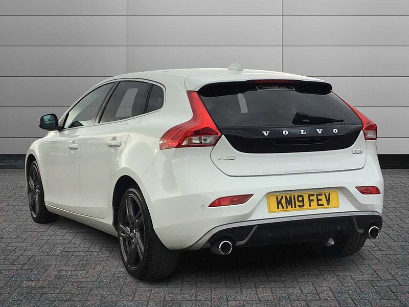 Volvo V40 D2 R-Design Pro Automatic