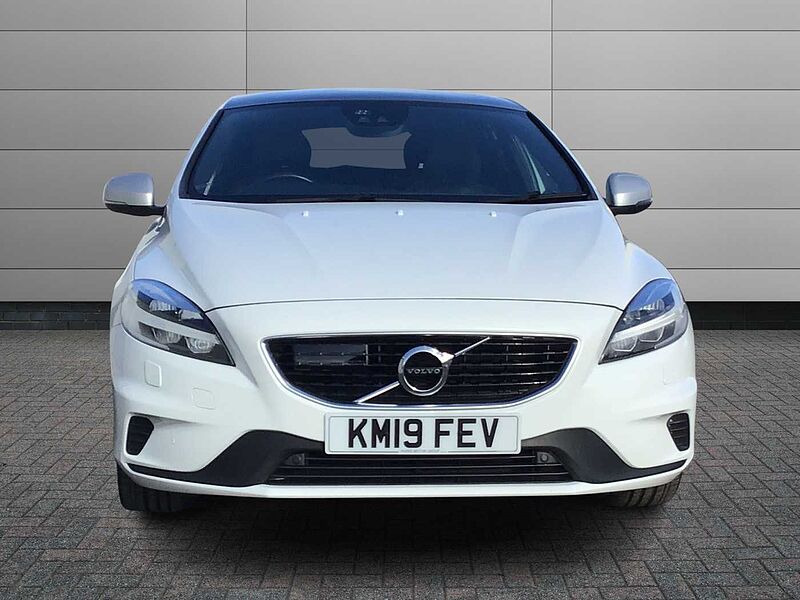 Volvo V40 D2 R-Design Pro Automatic