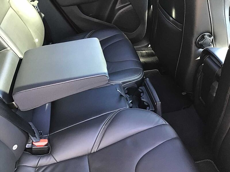 Volvo V40 T3 R-Design Pro Automatic