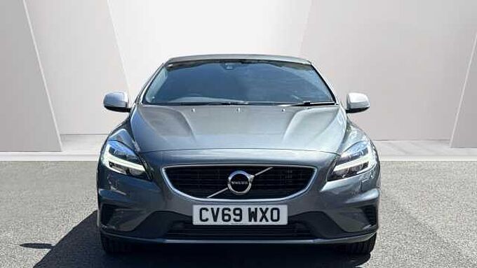 Volvo V40 T3 R-Design Pro Automatic (LOW MILEAGE, REAR CAMERA, FRONT PARK ASSIST)