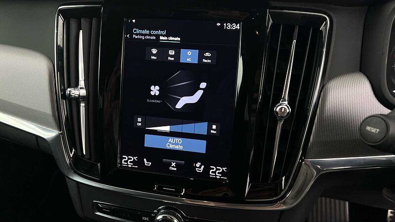 Volvo S90 T4 R-Design Plus Automatic (ADAPTIVE CRUISE, HEAD UP DISPLAY)