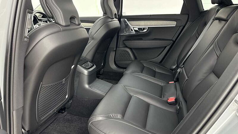 Volvo V90 Ultra, T8 AWD Plug-in hybrid, Electric/Petrol, Dark (PANORAMIC SUNROOF)