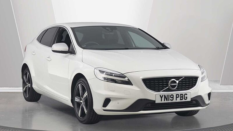 Volvo V40 T2 R-Design Pro Manual (POWER SEAT, FRONT PARK ASSIST)