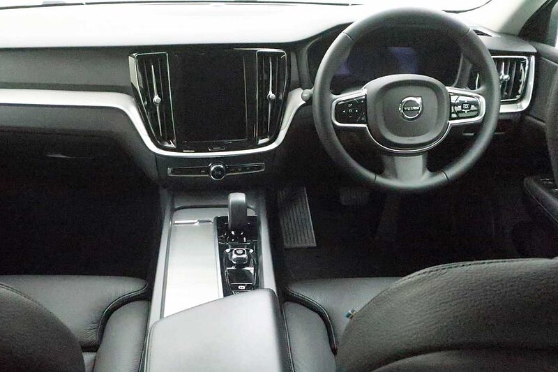 Volvo V60 2.0 B5P Cross Country Plus 5dr AWD Auto