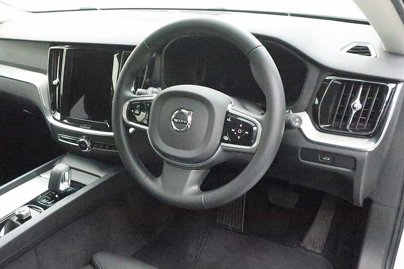 Volvo V60 2.0 B5P Cross Country Plus 5dr AWD Auto