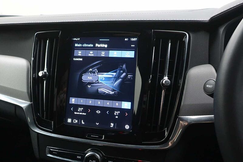 Volvo S90 2.0 T8 Recharge PHEV R DESIGN 4dr AWD Auto