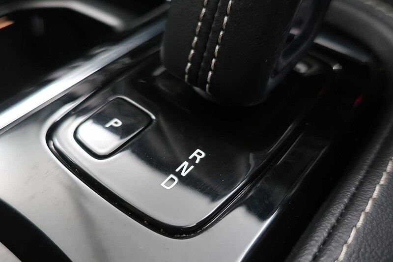 Volvo S90 2.0 T8 Recharge PHEV R DESIGN 4dr AWD Auto