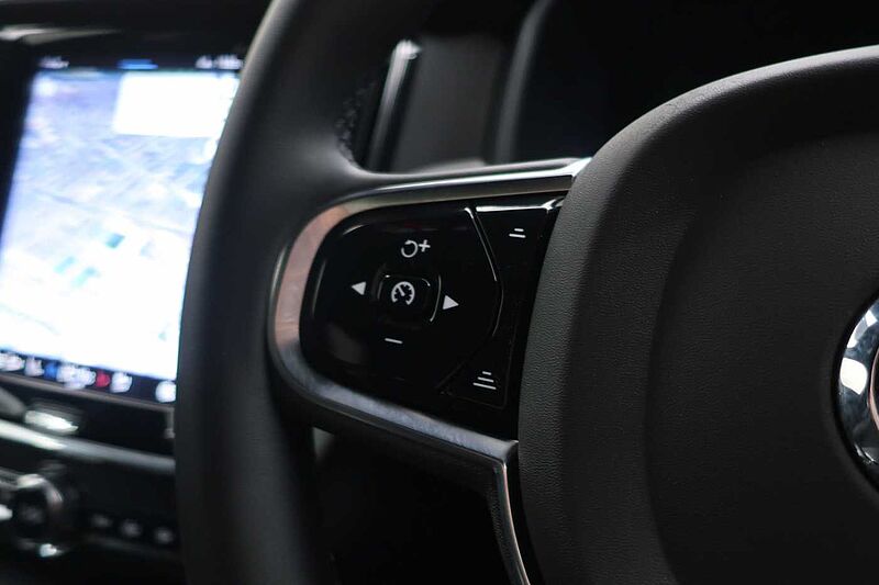 Volvo S90 2.0 T8 Recharge PHEV R DESIGN 4dr AWD Auto