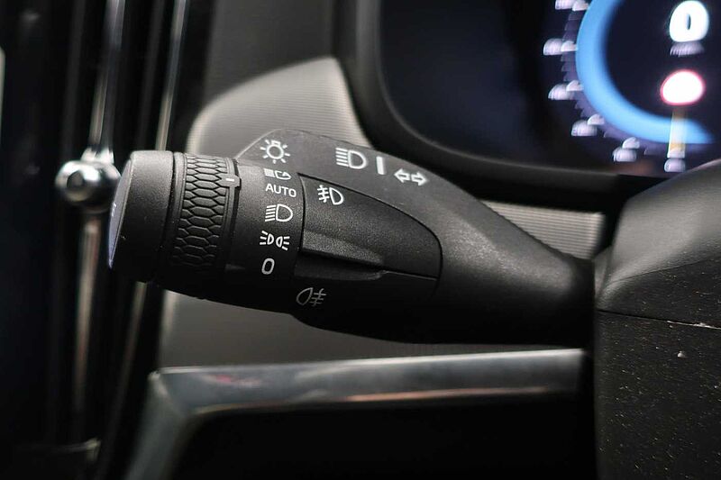 Volvo S90 2.0 T8 Recharge PHEV R DESIGN 4dr AWD Auto