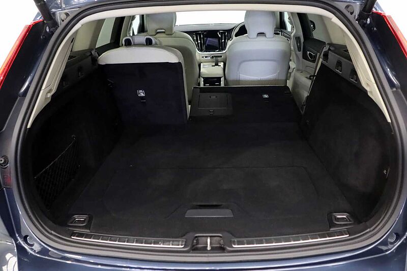Volvo V60 2.0 B5P Cross Country Ultimate 5dr AWD Auto