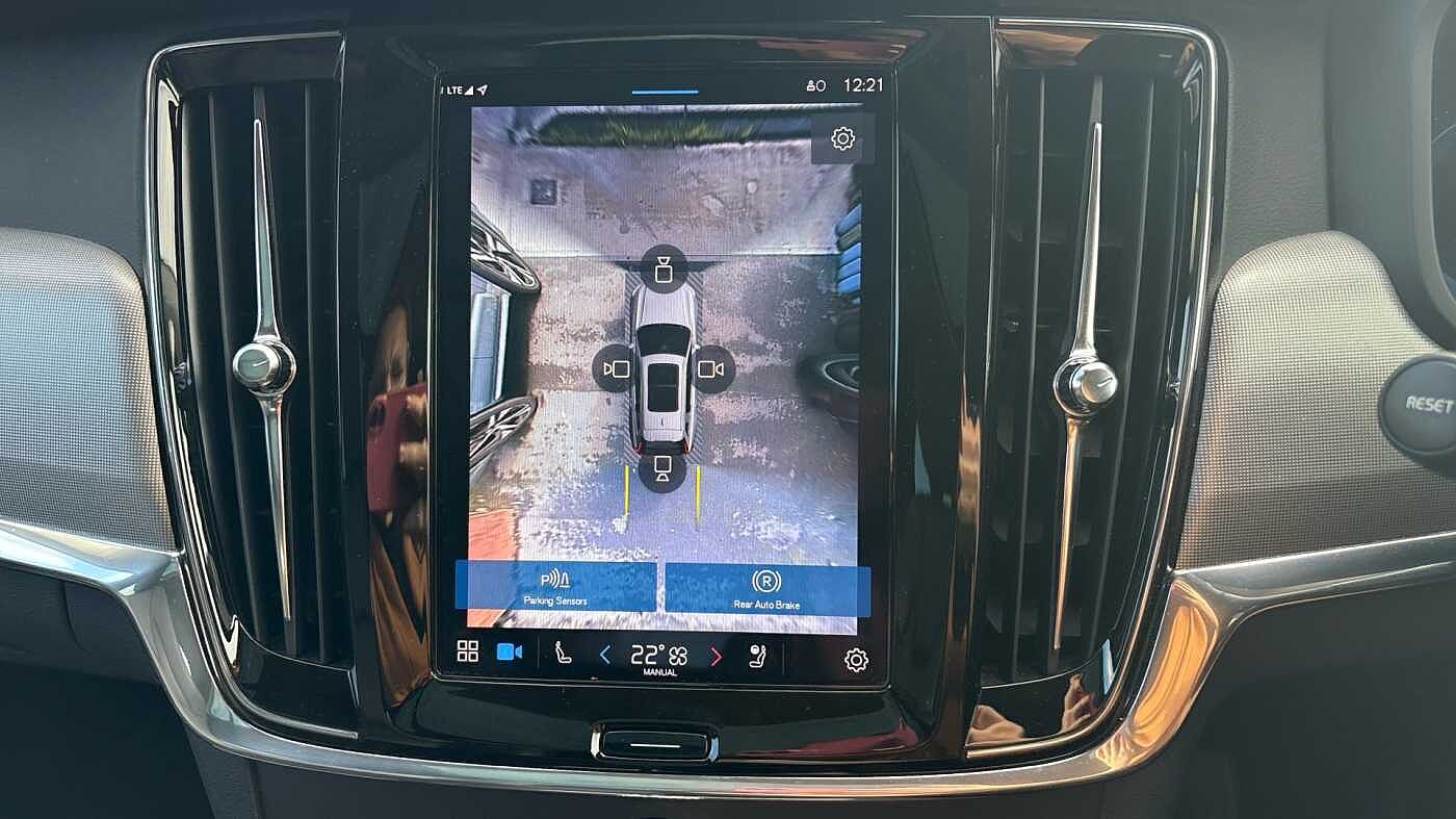 Volvo V90 Cross Country Ultimate, B5 AWD mild hybrid, Petrol