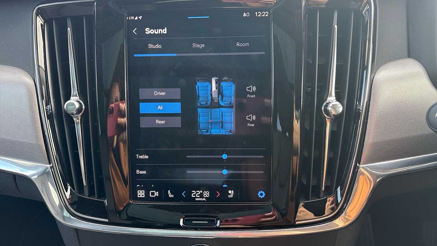 Volvo V90 Cross Country Ultimate, B5 AWD mild hybrid, Petrol