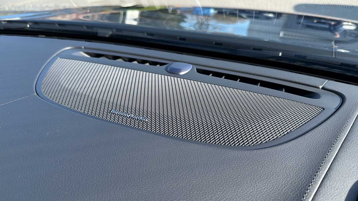 Volvo V90 Plus, T6 AWD Plug-in hybrid, Electric/Petrol, Dark