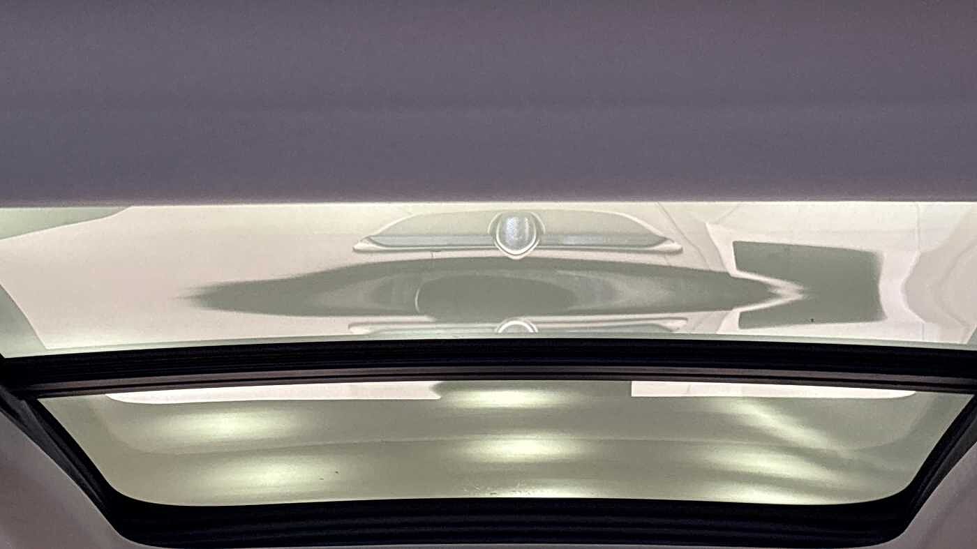 Volvo V90 Ultra, T8 AWD Plug-in hybrid, Electric/Petrol, Dark