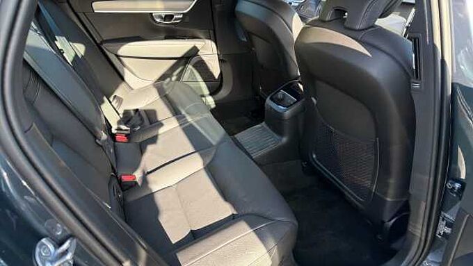 Volvo V90 Plus, T6 AWD Plug-in hybrid, Electric/Petrol, Dark