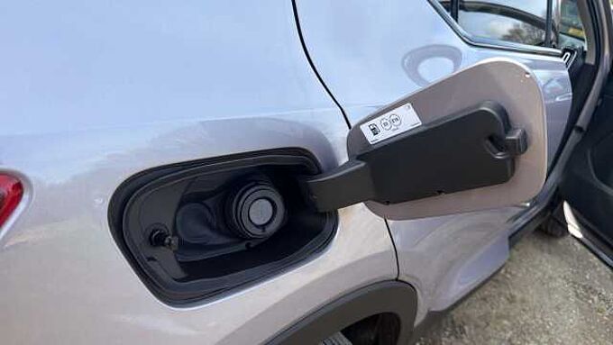 Volvo XC40 Ultra, B4 Mild hybrid, Petrol, Dark