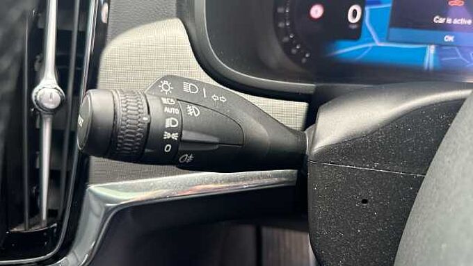 Volvo S90 Recharge Ultimate, T8 AWD Plug-in hybrid, Electric/Petrol, Dark