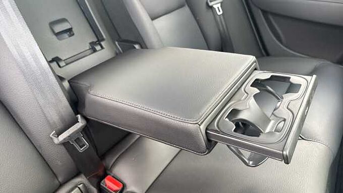Volvo S90 Recharge Ultimate, T8 AWD Plug-in hybrid, Electric/Petrol, Dark