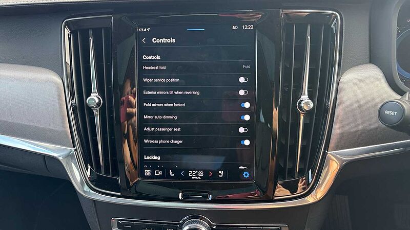 Volvo V90 Cross Country Ultimate, B5 AWD mild hybrid, Petrol