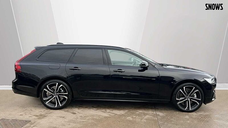 Volvo V90 Ultra, T8 AWD Plug-in hybrid, Electric/Petrol, Dark