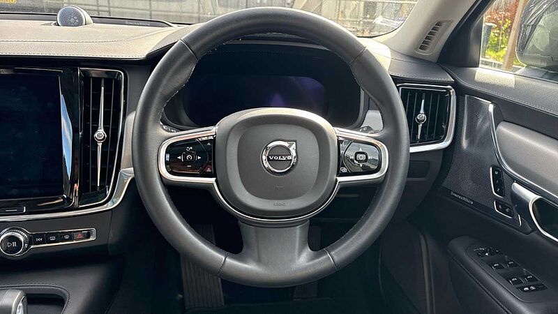 Volvo V90 Cross Country Ultimate, B5 AWD mild hybrid, Petrol
