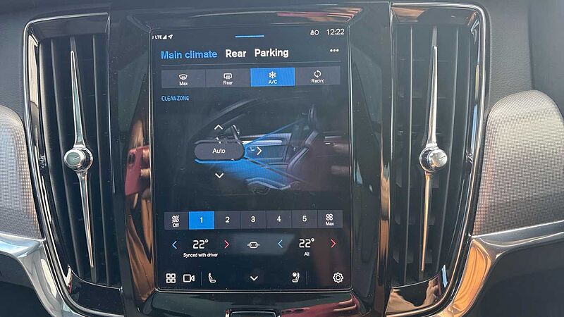 Volvo V90 Cross Country Ultimate, B5 AWD mild hybrid, Petrol