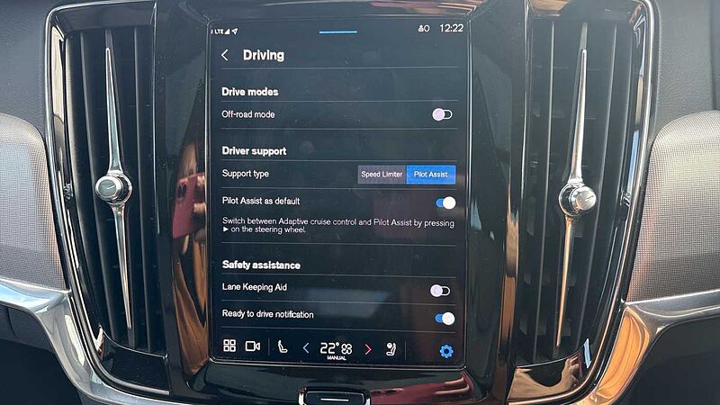 Volvo V90 Cross Country Ultimate, B5 AWD mild hybrid, Petrol