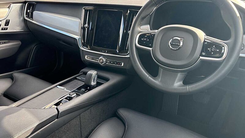 Volvo V90 Cross Country Ultimate, B5 AWD mild hybrid, Petrol