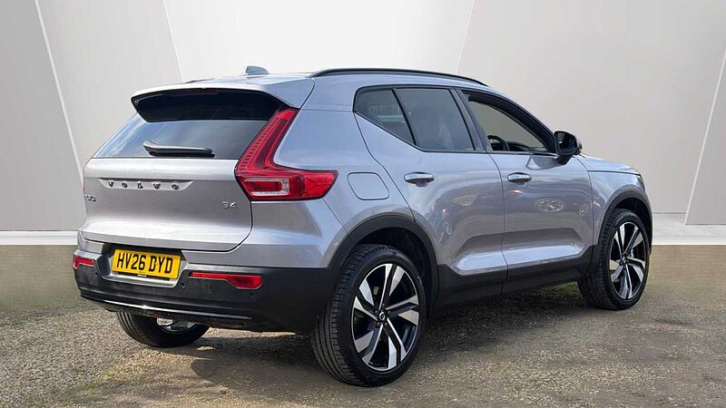 Volvo XC40 Ultra, B4 Mild hybrid, Petrol, Dark