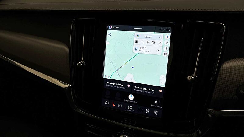 Volvo V90 Ultra, T8 AWD Plug-in hybrid, Electric/Petrol, Dark