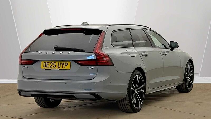 Volvo V90 Ultra, T8 AWD Plug-in hybrid, Electric/Petrol, Dark