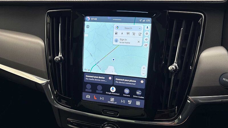 Volvo V90 Ultra, T8 AWD Plug-in hybrid, Electric/Petrol, Dark