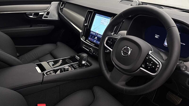 Volvo V90 Ultra, T8 AWD Plug-in hybrid, Electric/Petrol, Dark