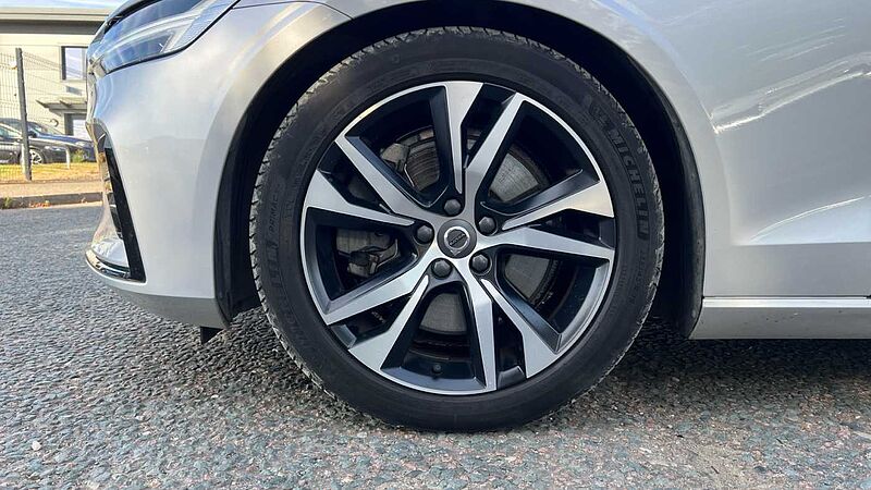 Volvo S60 2.0 B5P R DESIGN 4dr Auto