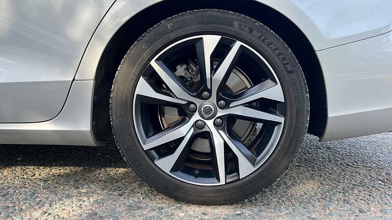 Volvo S60 2.0 B5P R DESIGN 4dr Auto