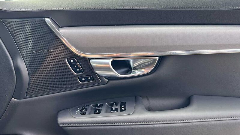 Volvo V90 Volvo V90 Estate 2.0 T6 [350] PHEV Plus Dark 5dr AWD Auto