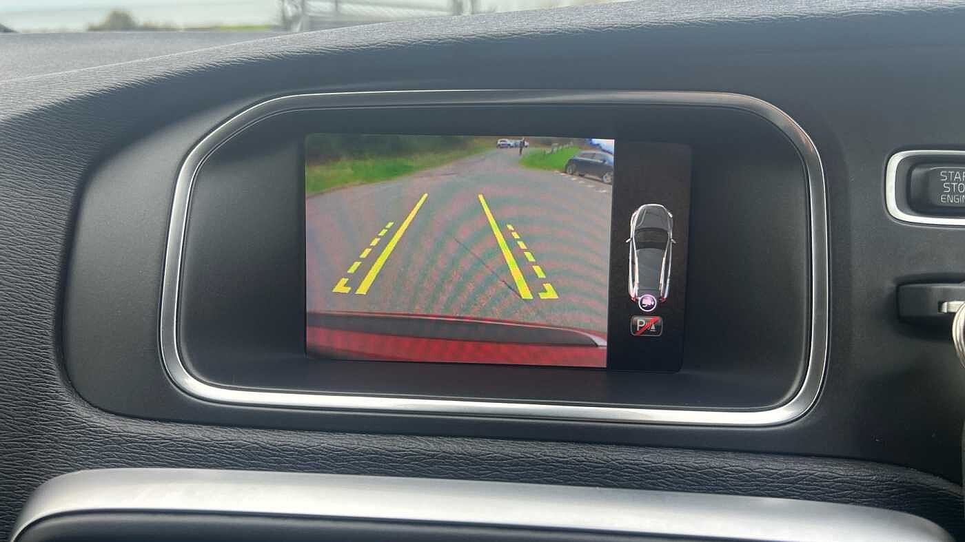 Volvo V40 Cross Country T3 Cross Country Pro (Full Leather, Rear Camera, DAB Radio)