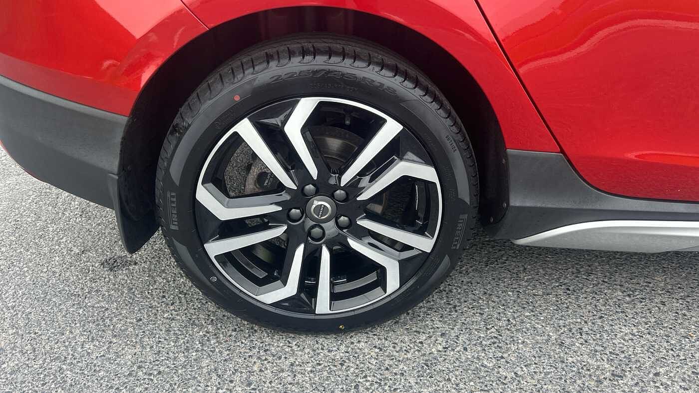 Volvo V40 Cross Country T3 Cross Country Pro (Full Leather, Rear Camera, DAB Radio)