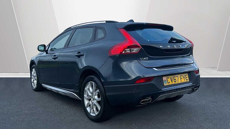 Volvo V40 Cross Country D2 Pro (Heated Seats, DAB Radio, Full Leather Interior)