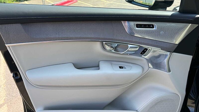 Volvo XC90 Twin Performance 111kWh Ultra Auto 4WD 5dr