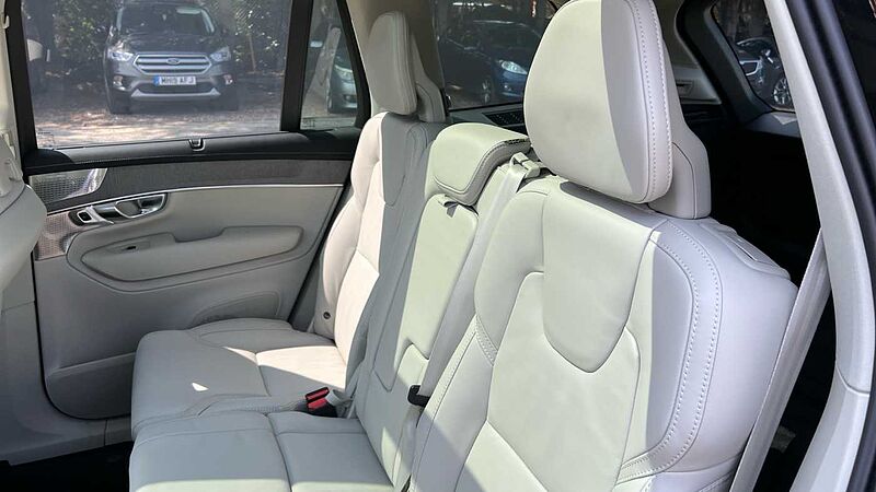 Volvo XC90 Twin Performance 111kWh Ultra Auto 4WD 5dr