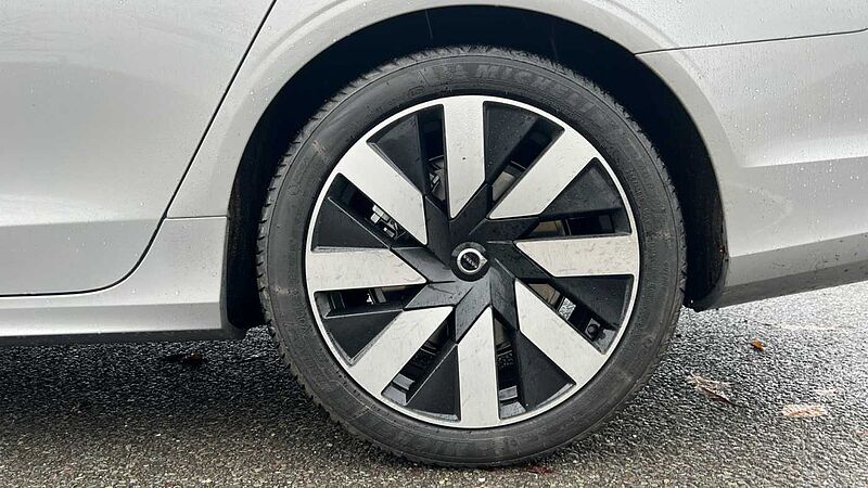 Volvo V90 Volvo V90 Estate 2.0 T6 [350] PHEV Plus Dark 5dr AWD Auto