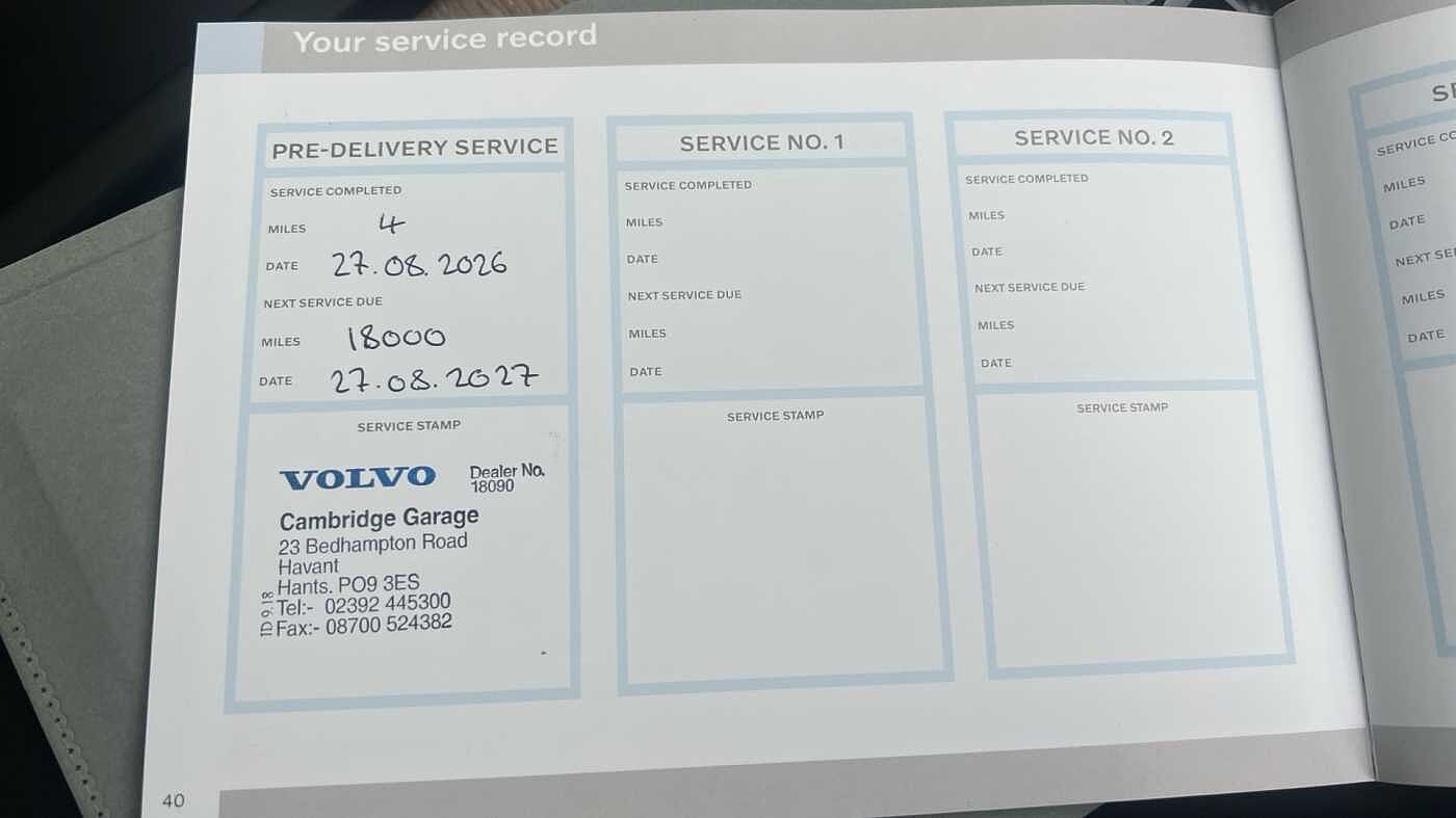 Volvo XC60 Ultra, T8 AWD Plug-in hybrid, Electric/Petrol, Dark (Bowers&Wilkins)
