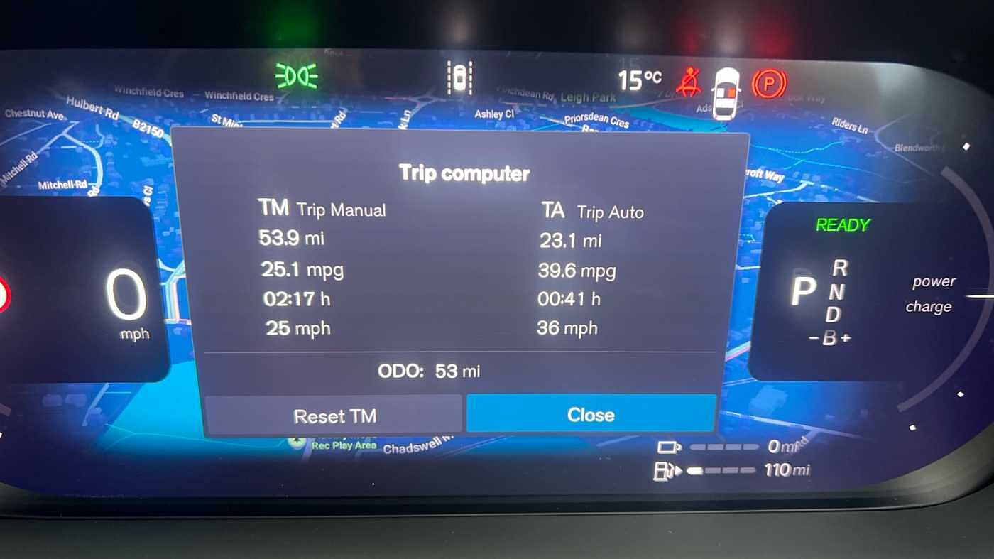 Volvo XC60 Ultra, T8 AWD Plug-in hybrid, Electric/Petrol, Dark (Bowers&Wilkins)